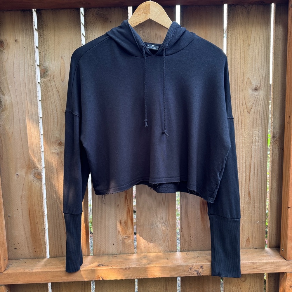 Nike Yoga Lux Raw Hem Cropped Lightweight Hoodie Medium